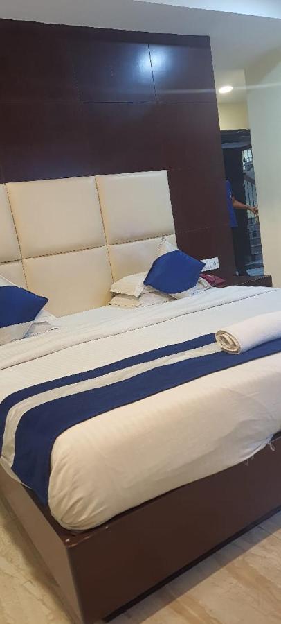 Hotel Presidency Inn Калькутта Экстерьер фото